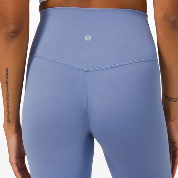 Lululemon Align Pant 28" in Water Drop size 4 - Picture 4 of 7